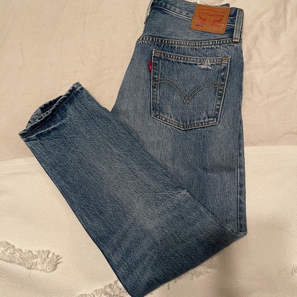 Levis wedgie jeans 501 - Picture 3 of 5